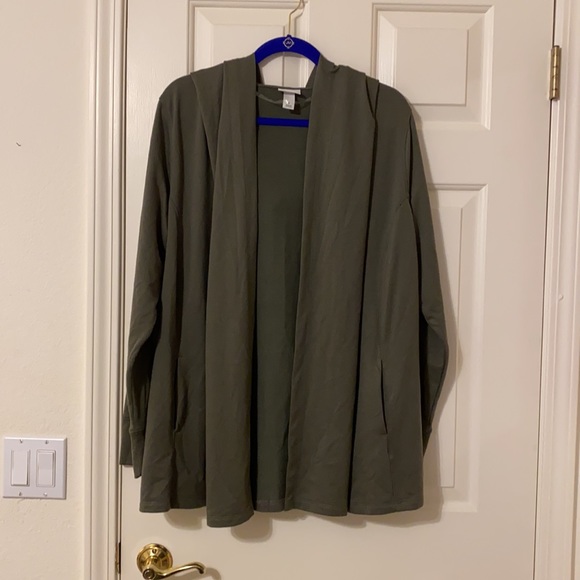 Ava &Viv olive green coverup - Picture 4 of 5